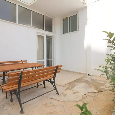 K13 Auberge de jeunesse *