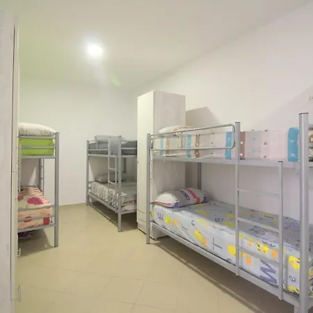 Auberge de jeunesse K13 Saranda