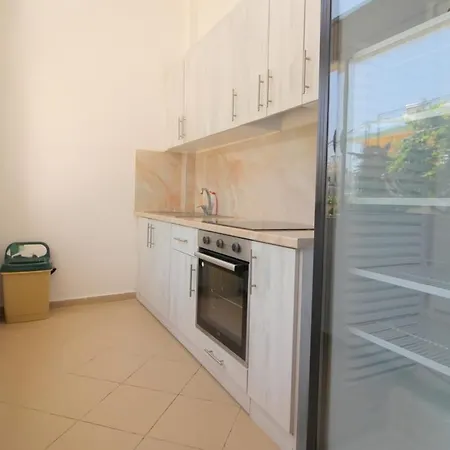 Auberge de jeunesse K13 *