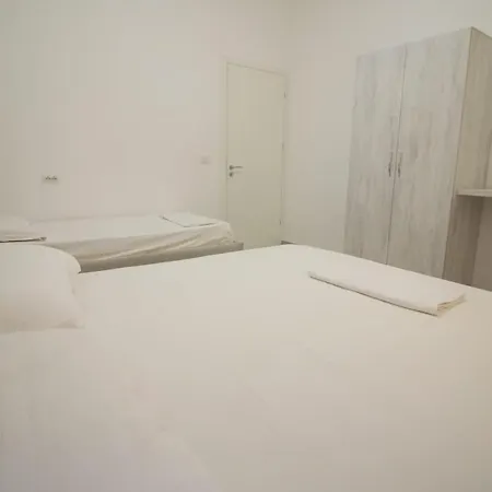 Auberge de jeunesse K13 Saranda